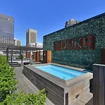 Ira - Luxury Apt With City & Mountain Views